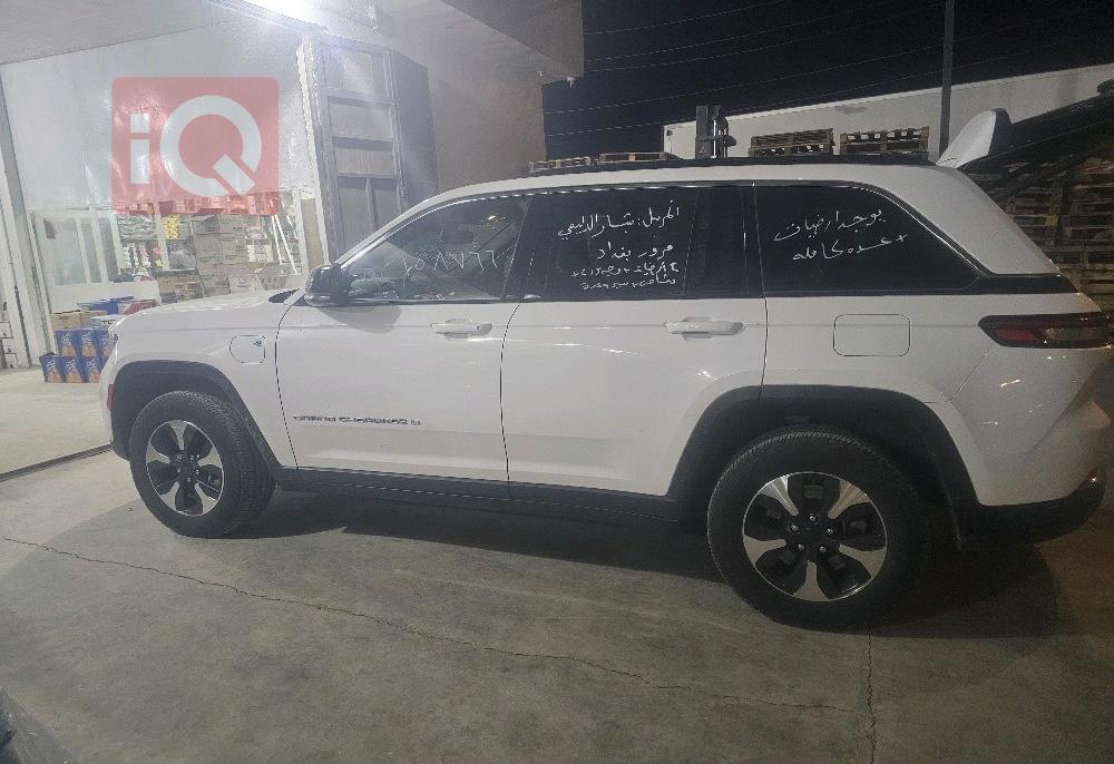 جيب جراند شيروكي